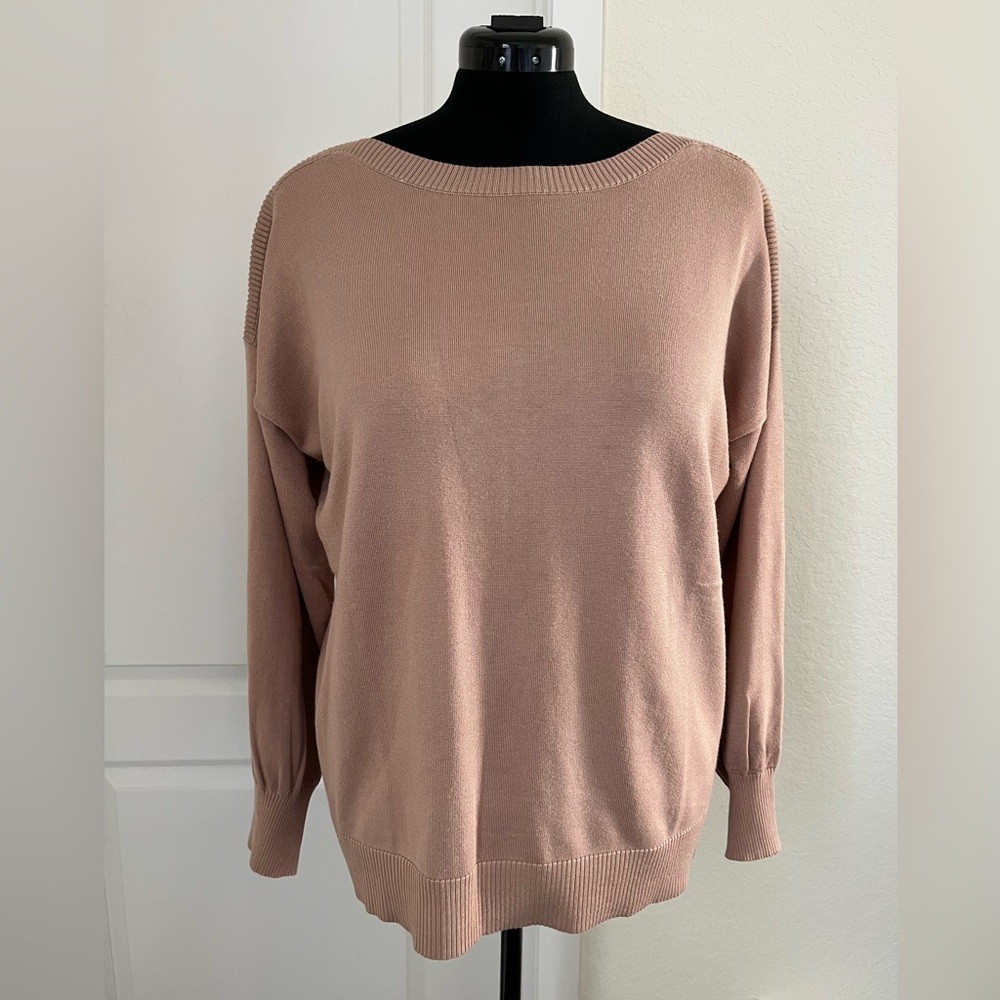 Lightweight sweater